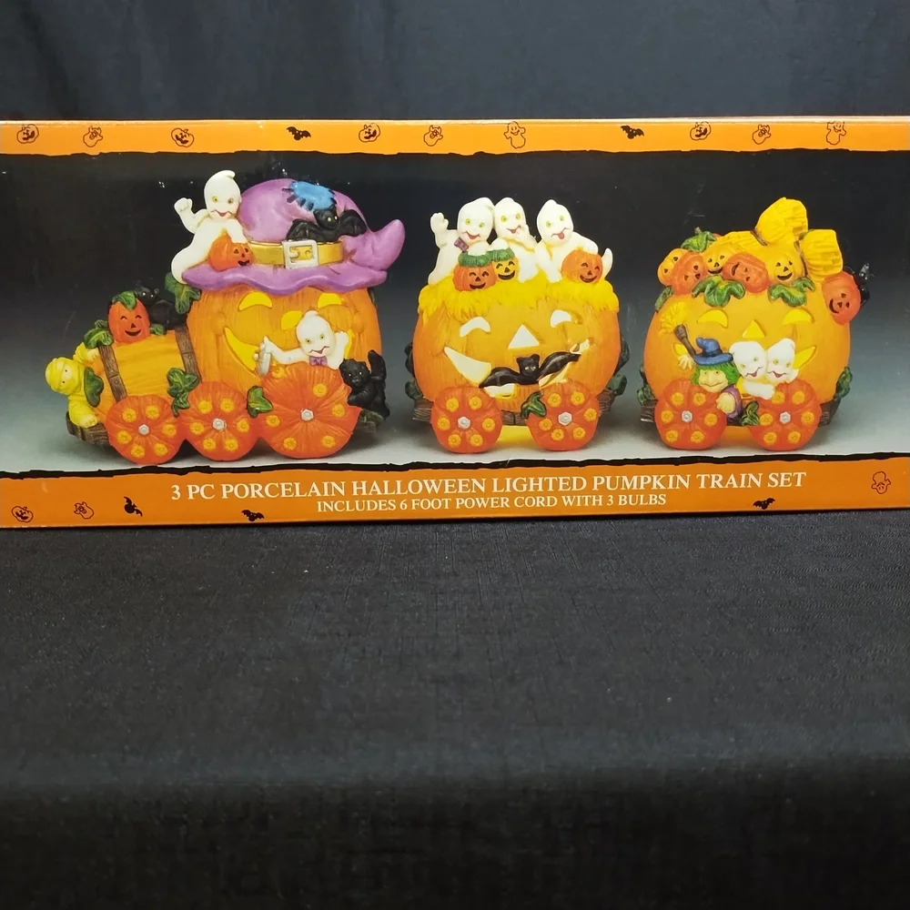 Vintage Ceramic Spooky Halloween Pumpkin Jack O Lantern Train String Lights